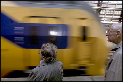 amsterdam centraal station (36k image)