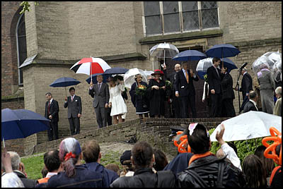 koninginnedag 2003-01 (38k image)
