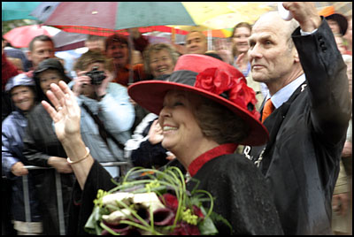 koninginnedag 2003-03 (41k image)