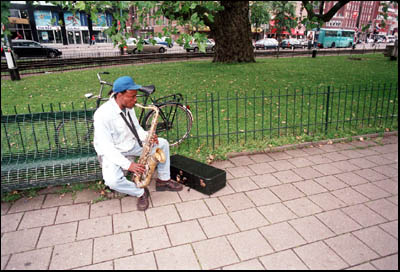 saxofonist (40k image)
