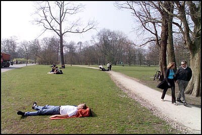 vondelpark (38k image)